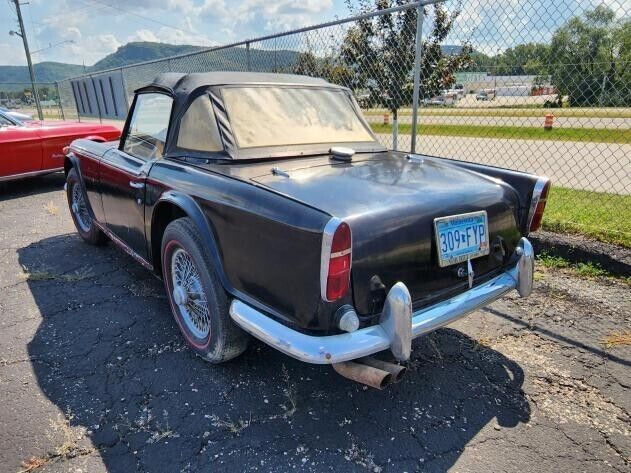1968 Triumph TR-6 - photo 2
