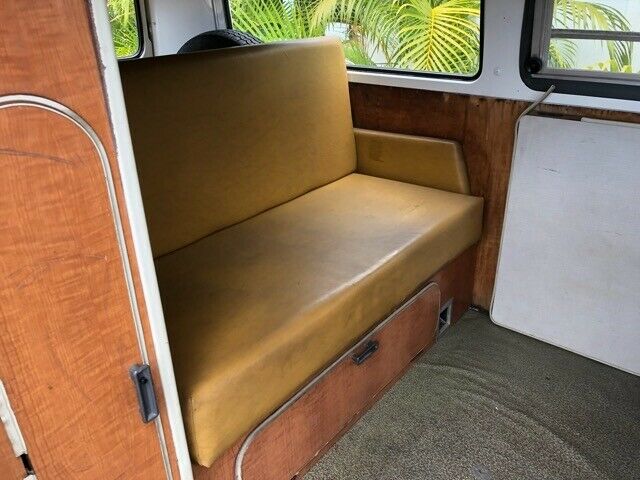 1968 Volkswagen Bus/Vanagon -- - photo 2