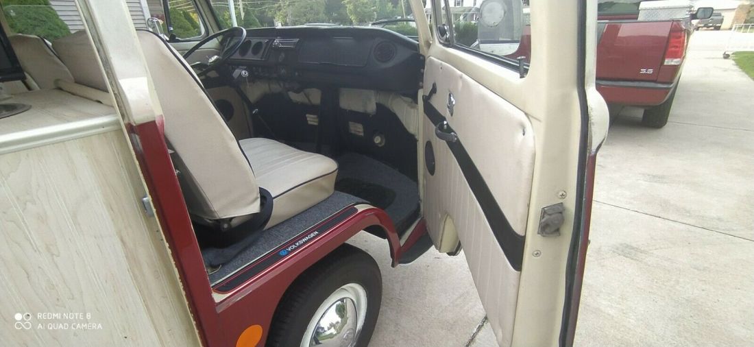 1968 Volkswagen Bus/Vanagon CAMPER! - photo 3