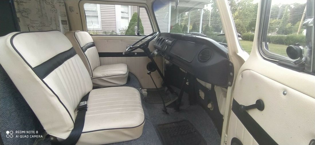 1968 Volkswagen Bus/Vanagon CAMPER! - photo 4