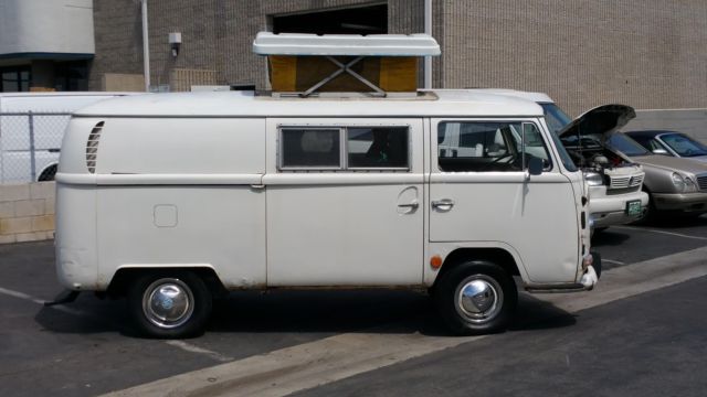 1968 Volkswagen Bus Westfalia 59,055 Miles White 1.6l Automatic 1968 Volkswagen Bus/Vanagon Westfalia