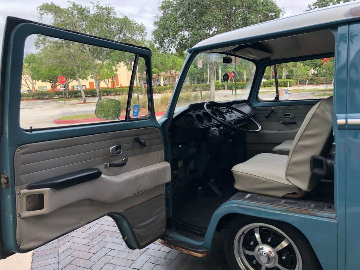 1968 Volkswagen Bus/Vanagon Deluxe - photo 10