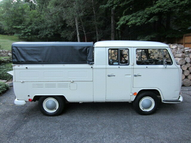 1968 Volkswagen Double Crew Cab with Brazilian Canopy and Original Paint 1968 Volkswagen Bus/Vanagon