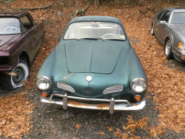 1968 Volkswagen Karmann Ghia Needs Restoration. 1968 Volkswagen Karmann Ghia Coupe