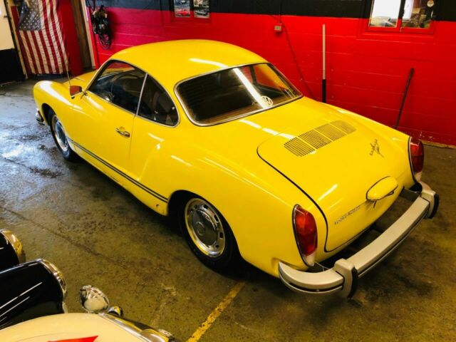 1968 Volkswagen Karmann Ghia COUPE - photo 7