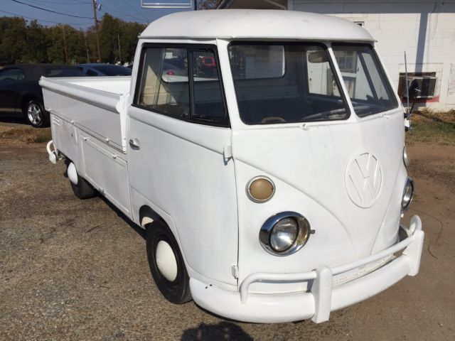1968 VolksWagon Kombi Single Cab 1968 Volkswagen Bus/Vanagon Kombi