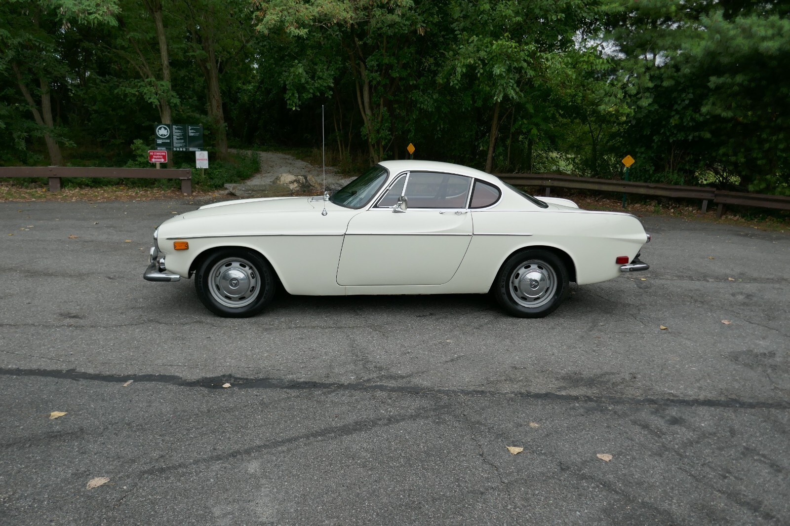 1968 Volvo P1800 Runs and Drives - photo 3