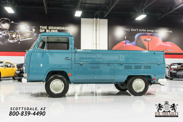 1968 Volkswagen Bus/Vanagon Under 13,000 miles, complete restoration! - photo 5