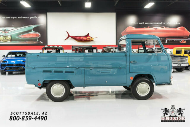 1968 Volkswagen Bus/Vanagon Under 13,000 miles, complete restoration! - photo 9