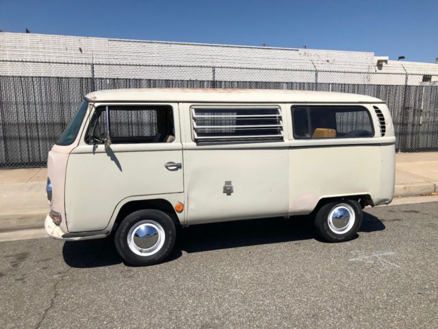 1968 VW Westfalia Tintop Bus 1968 Volkswagen Bus/Vanagon