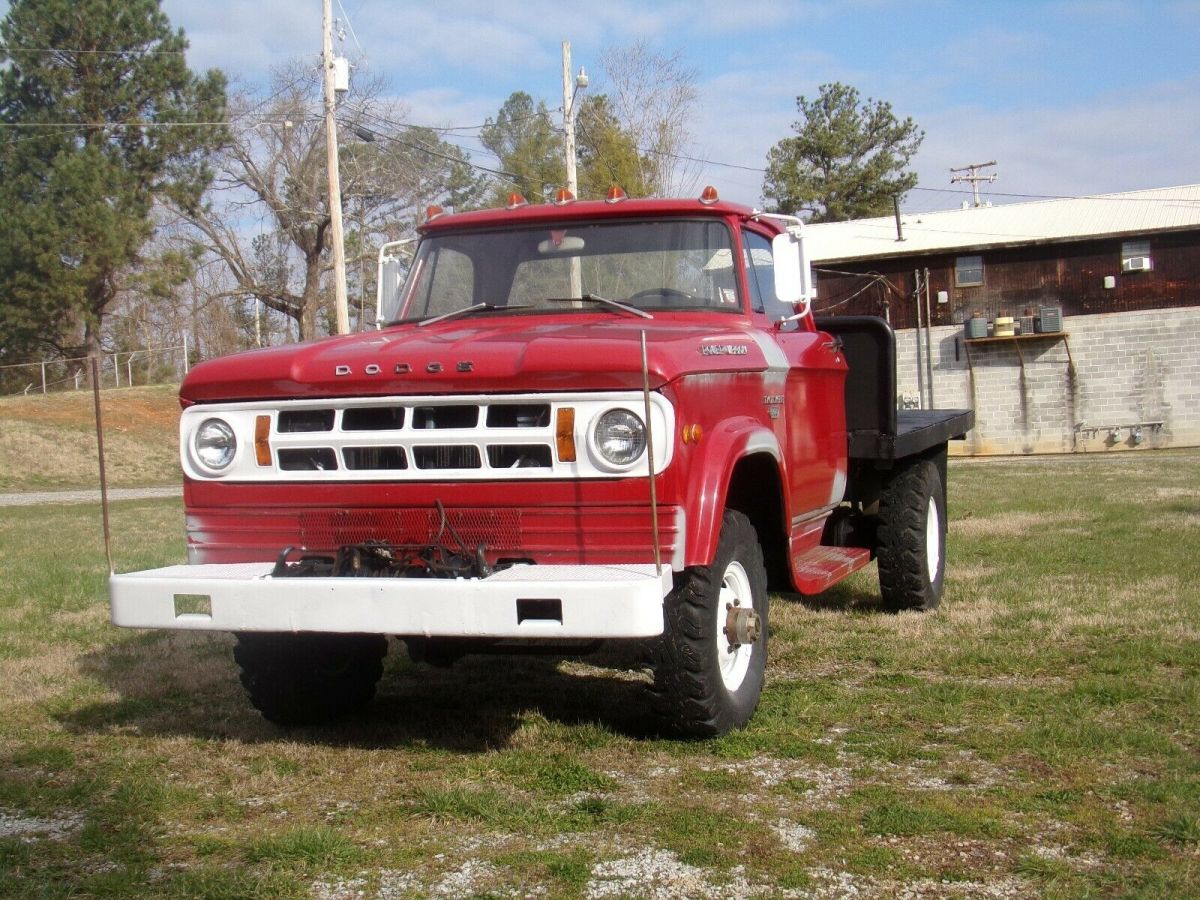 1968 W-300 DODGE POWER WAGON 20,400 MILES RUNS GREAT 1968 Dodge Power Wagon