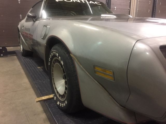 1979 Pontiac Trans Am 400, 4spd 10th Anniversary, Pace Car, 27K miles - photo 6