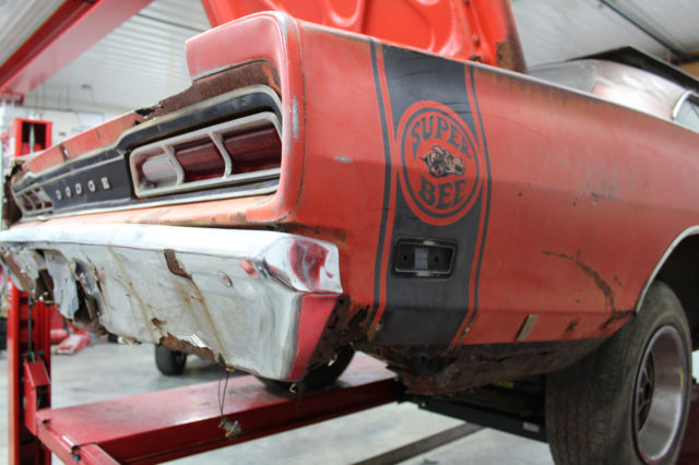 1969 Dodge Coronet - photo 3