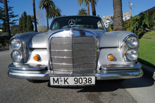 1969 Mercedes-Benz 200-Series 280SE COUPE WITH FACTORY A/C - photo 8
