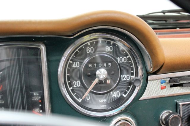 1969 Mercedes-Benz 200-Series - photo 13
