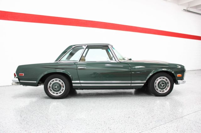 1969 Mercedes-Benz 200-Series - photo 4