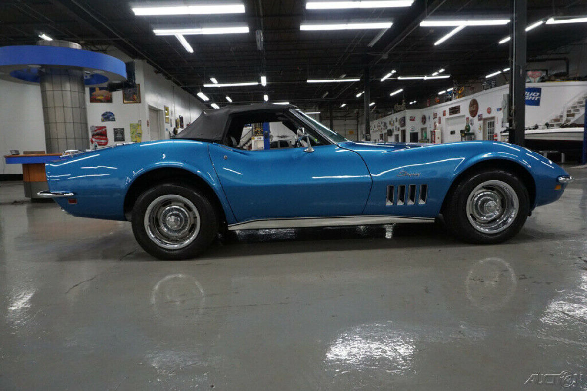 1969 Chevrolet Corvette 4 speed convertible!! - photo 12