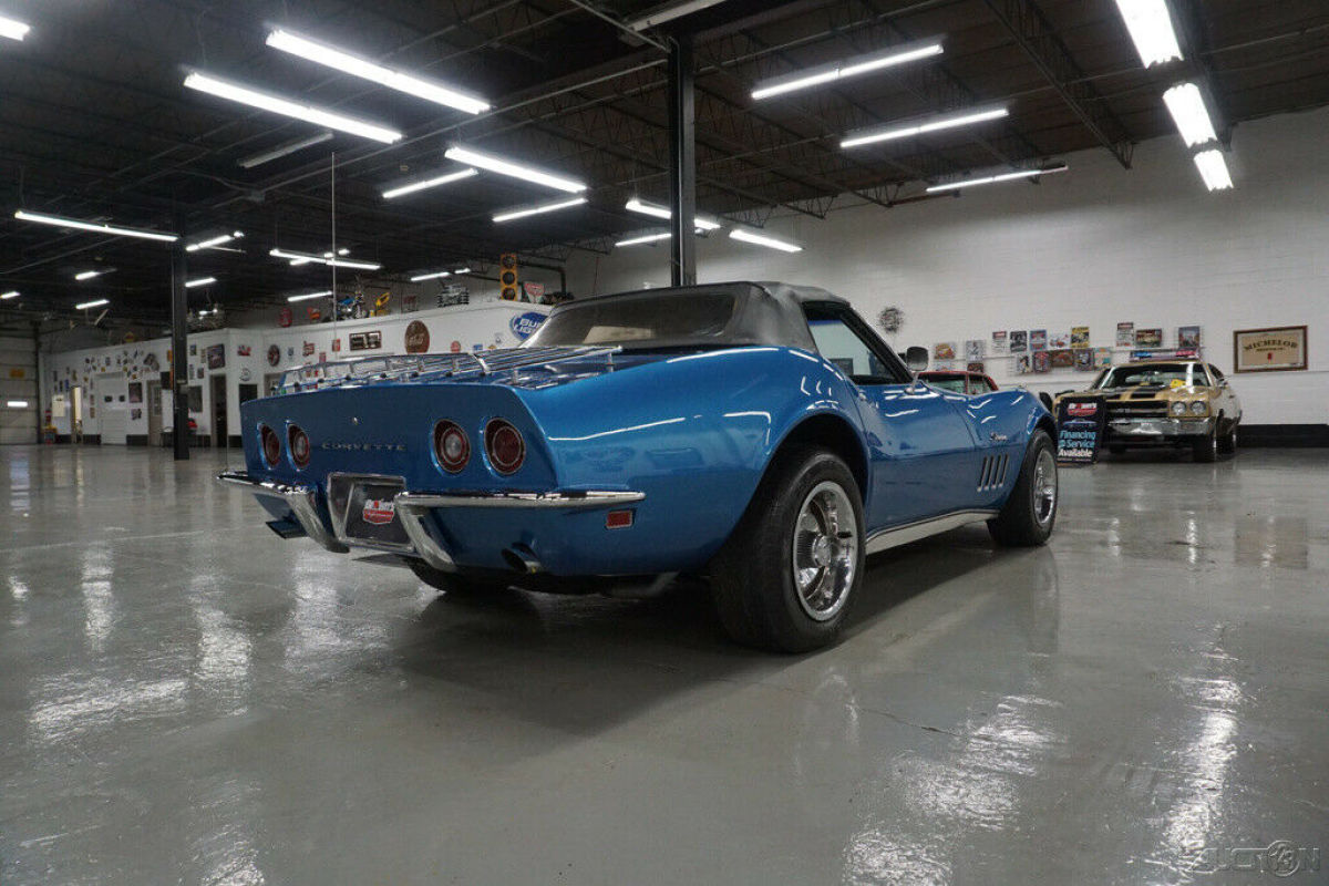 1969 Chevrolet Corvette 4 speed convertible!! - photo 6
