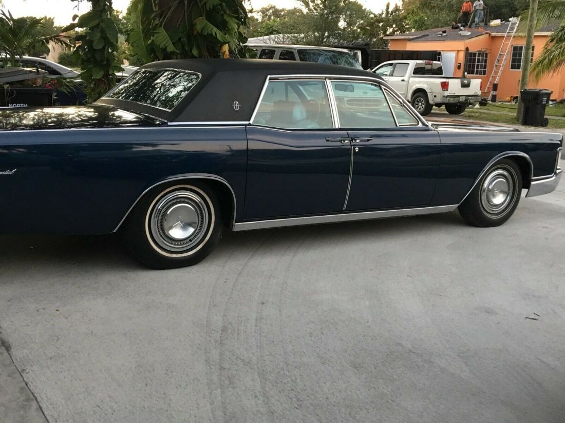 1969 Lincoln Continental - photo 3