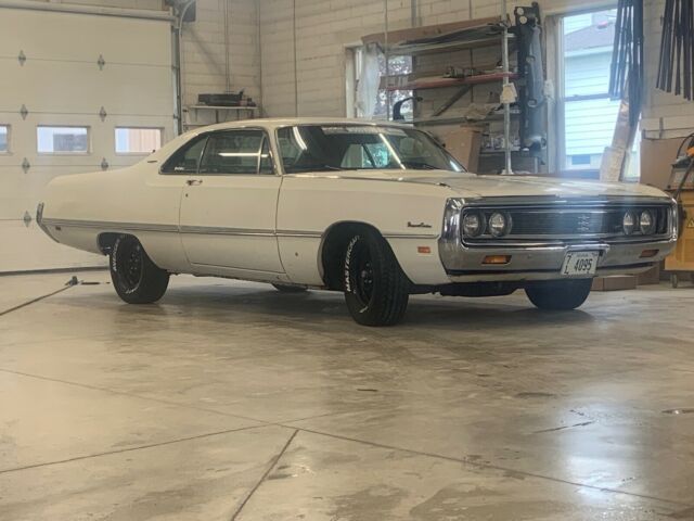 1969 69 Chrysler Newport Custom 383 3 on the tree manual now 4 speed 2 door hard 1969 Chrysler Newport Custom