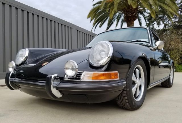 1969 911S 911 Porsche Nut/Bolt Restoration. Rare Special Order Black on Black. 1969 Porsche 911 911S Coupe 911 MFI. Porsche COA.