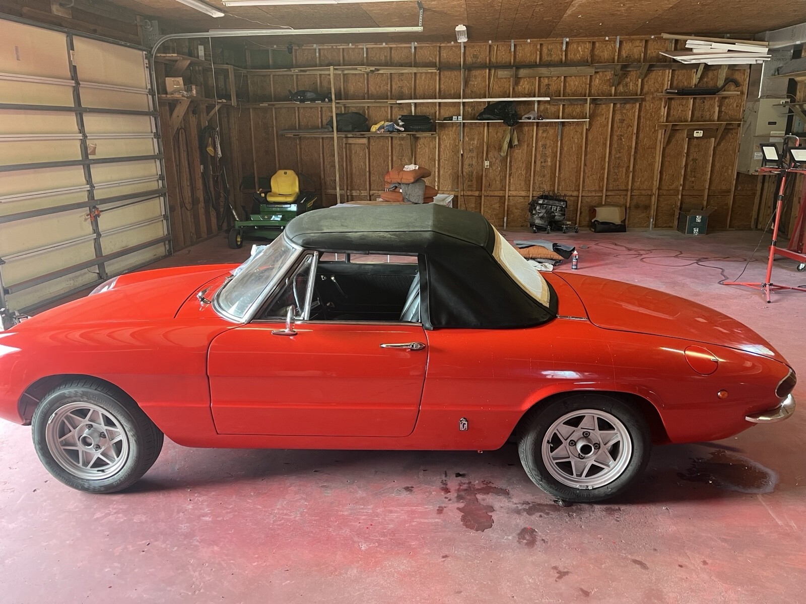 1969 Alfa Romeo Spider - photo 2