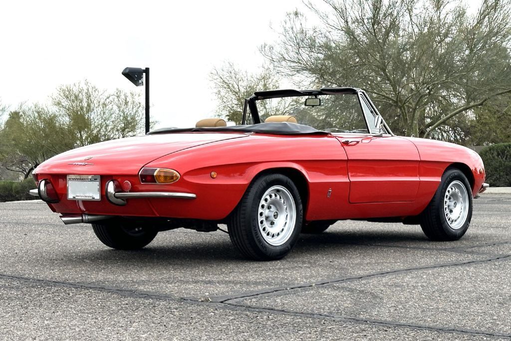 1969 Alfa Romeo 1750 Spider Veloce Round Tail - photo 10
