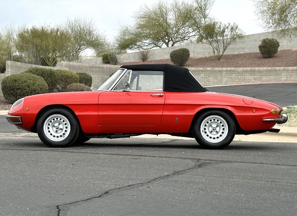 1969 Alfa Romeo 1750 Spider Veloce Round Tail - photo 5
