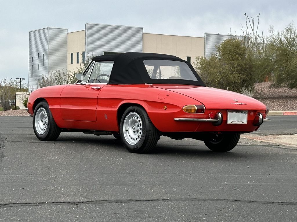1969 Alfa Romeo 1750 Spider Veloce Round Tail - photo 7