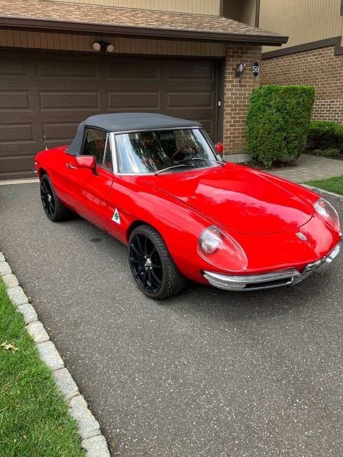 1969 Alfa Romeo Duetto Dual Weber Carbs, Electronic Ignition, New Suspension - photo 2