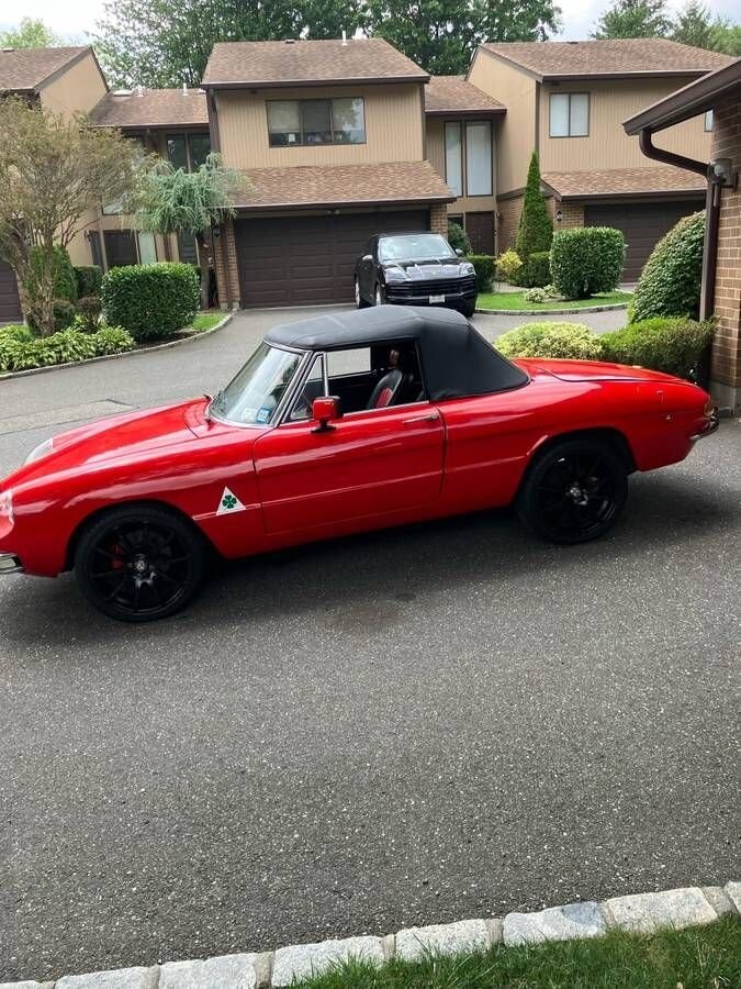 1969 Alfa Romeo Duetto Dual Weber Carbs, Electronic Ignition, New Suspension - photo 7