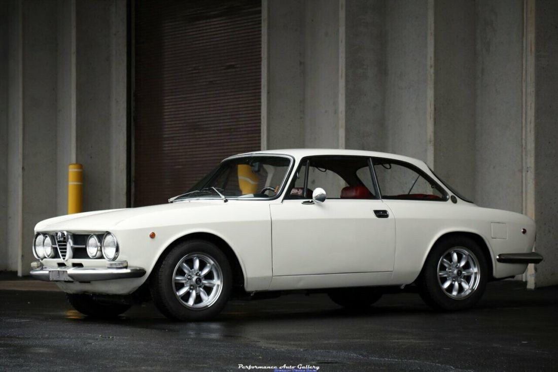 1969 Alfa Romeo GTV 1750 - photo 11