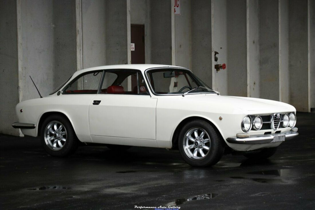 1969 Alfa Romeo GTV 1750 - photo 12