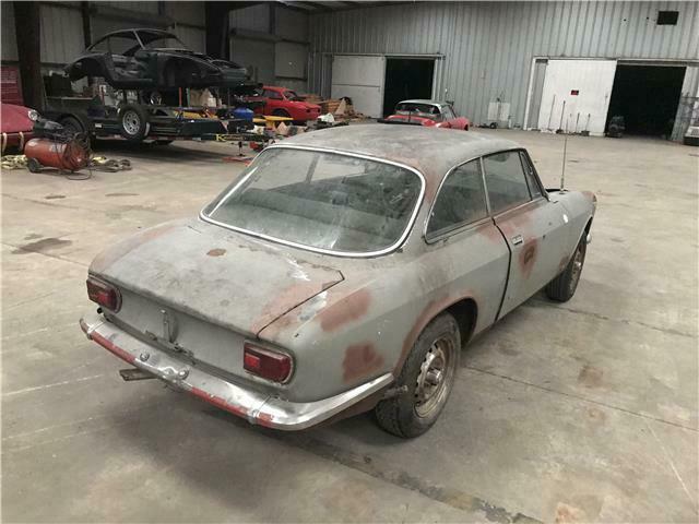 1969 Alfa Romeo GTV -- - photo 5