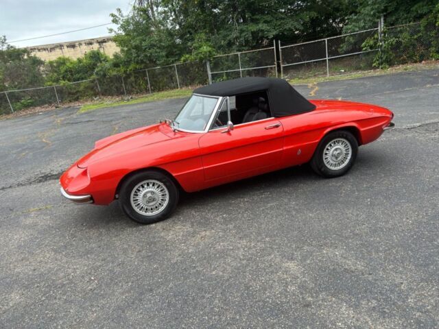 1969 Alfa Romeo Spider 1,750cc Engine 5-Speed Transmission Mint Condition 1969 Alfa Romeo Spider