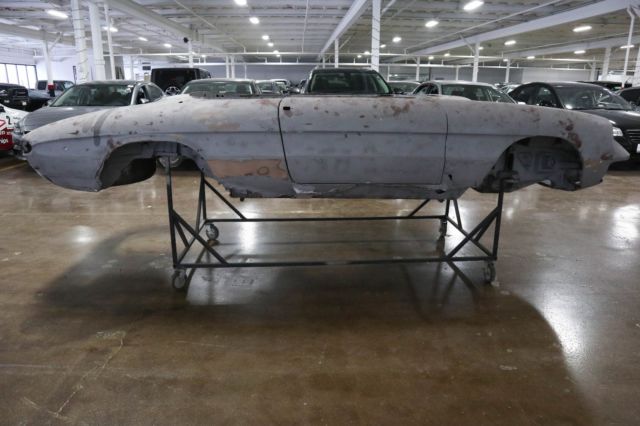1969 Alfa Spider Duetto Shell and Parts - Project, Clear Title - NO RESERVE 1969 Alfa Romeo Spider 2000