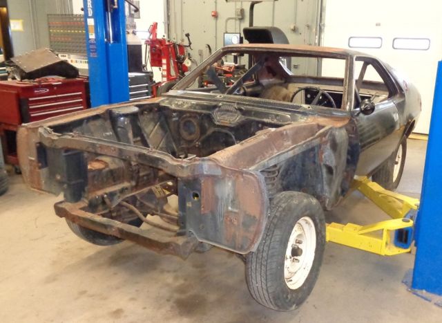 1969 AMC - AMX, Disassembled, Missing HOOD, Cracked BLOCK, Western PA 1969 AMC AMX