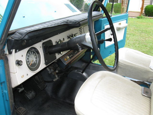1969 Ford Bronco 2 Door Wagon with tailgate and liftgate - photo 7