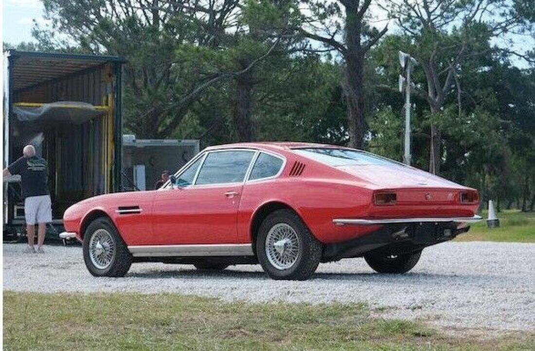 1969 Aston Martin DBS Saloon - photo 6