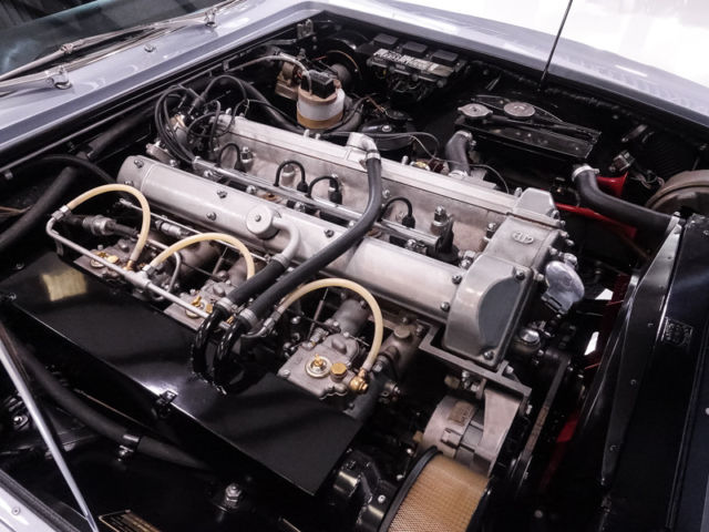 1969 Aston Martin DBS Vantage Coupe - photo 11