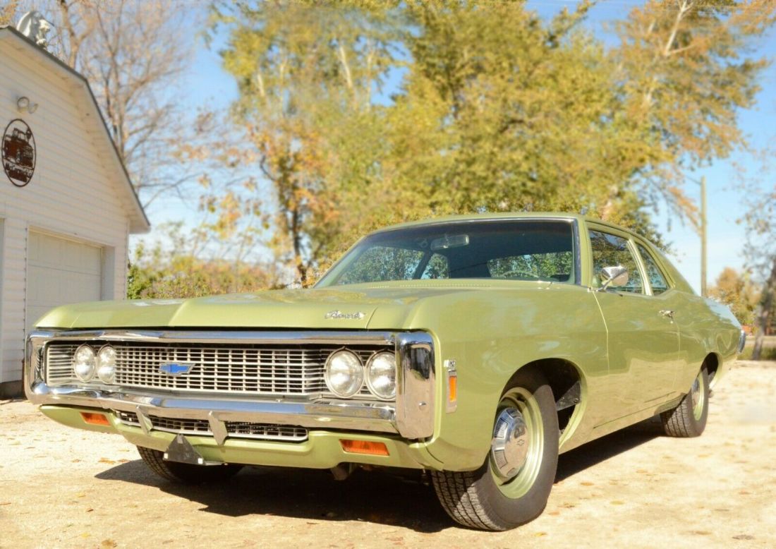1969 Chevrolet Impala - photo 2