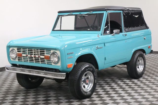 1969 Ford Bronco RESTORED. 4X4. HALF CAB. U14 VIN! RARE! - photo 4