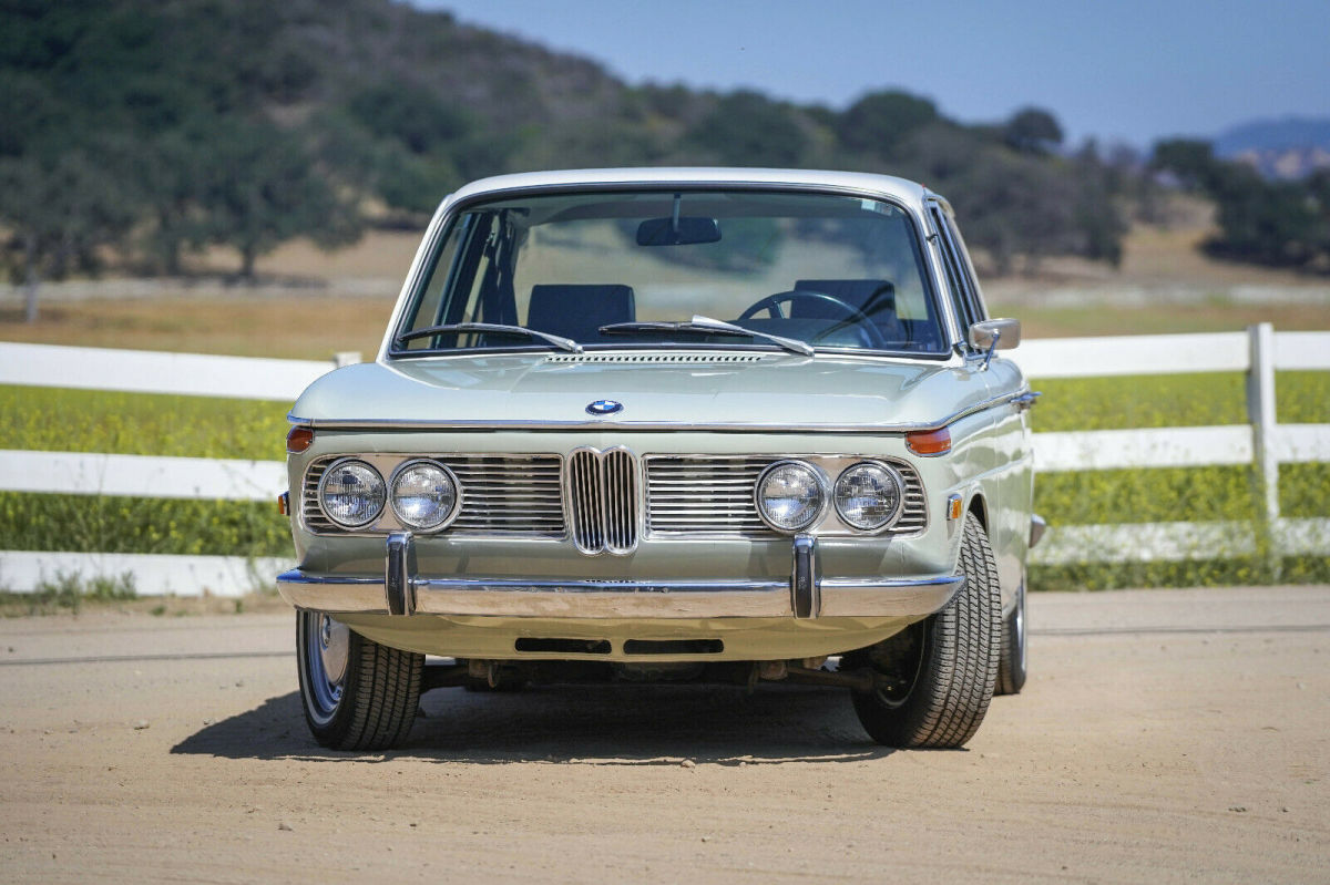 1969 BMW 2000 Neue Klasse - photo 2