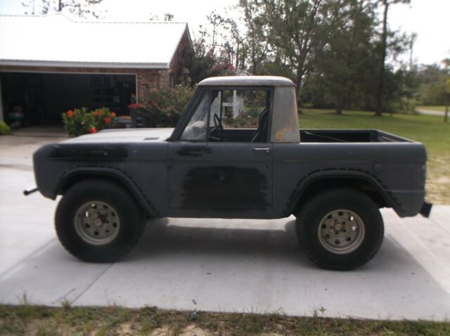 1969 bronco half cab. RUNS GREAT. needs finishing NO RUST DENT FREE. 1969 Ford Bronco