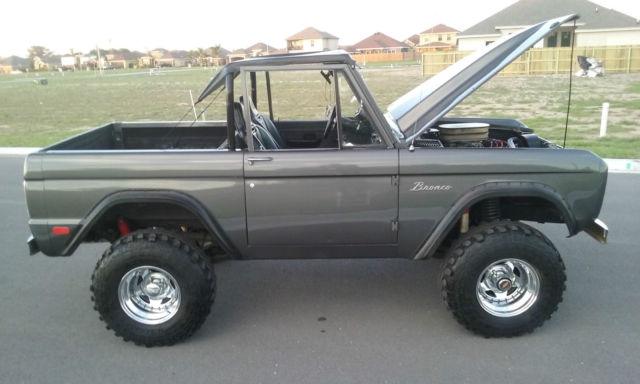 1969 Ford Bronco Hard Top/Soft Top -Half Cab - photo 3