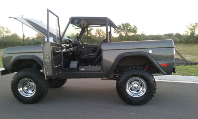 1969 Ford Bronco Hard Top/Soft Top -Half Cab - photo 4