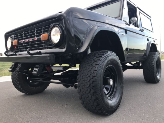 1969 Ford Bronco 2 door - photo 4