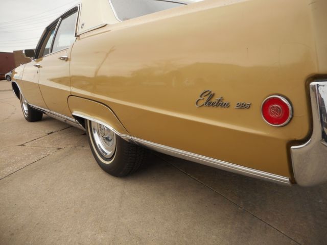 1969 Buick Electra NO RESERVE AUCTION - LAST HIGHEST BIDDER WINS CAR! - photo 3