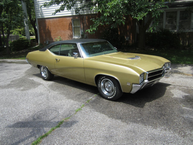 1969 Buick GS400 Trumpet Gold black vinyl mostly original numbers matching 1969 Buick Skylark