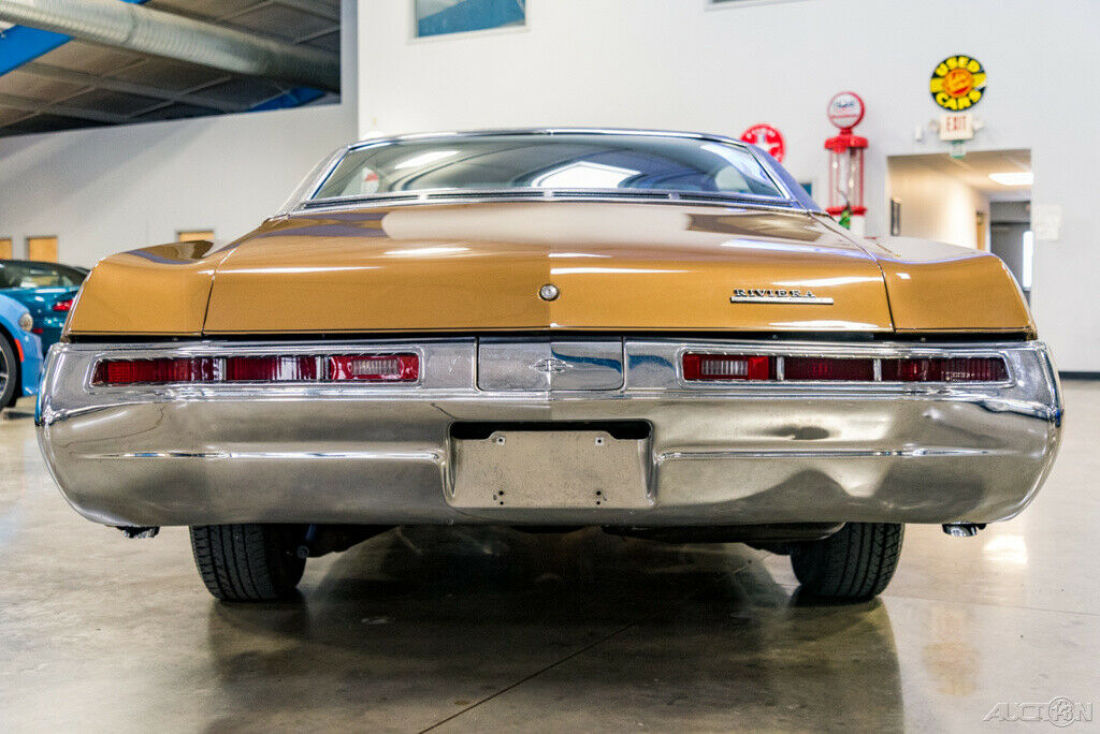 1969 Buick Riviera 2dr Coupe - photo 5